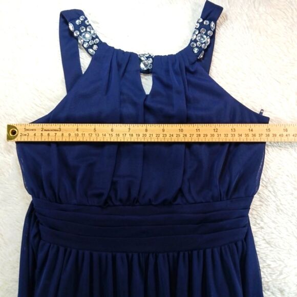Tween Diva Sleeveless Jewele Accent U-Neckline Ball Gown Girls 16. Blue......... - Picture 8 of 12